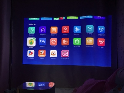 一个月体验:极米无屏电视Play和Play特别版都有什么细节上的区别，哪个好