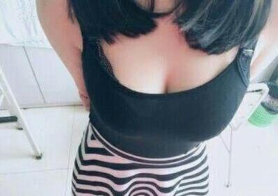 我用了确实有效果，现在不但胸大了，还特别有弹性，胸型也变好看了，非常赞的产品！会一直用