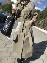 Spot Korean Art J Western style plaid inner double breasted belt long windbreaker