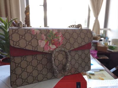 包收到了，做工很好，五金细节很到位👍