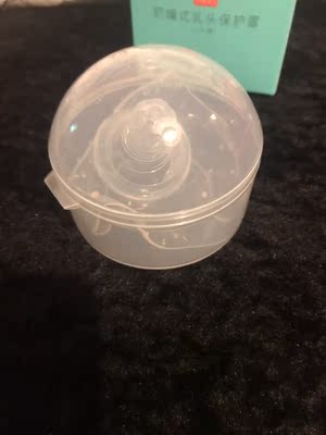 囤货 留着以后宝宝长牙齿用 摸着特别柔软 质量也挺好的 新贝家的东西一直用着就挺好的