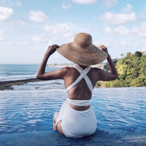 Seaside Swimsuit Woman Sensation Wins in the Ins Wind White Triangle Bikini Veil for Slim Holiday Split Swimsuit