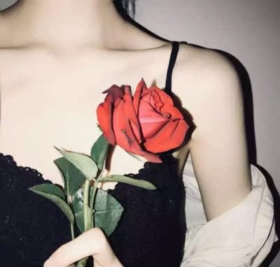 8月份买了2件，感觉不错，第一次穿这种没钢圈的，对大胸很友好。就是不知道穿久了会不会变松，不过反正便宜，双十一买一送一，果断又拍了2件