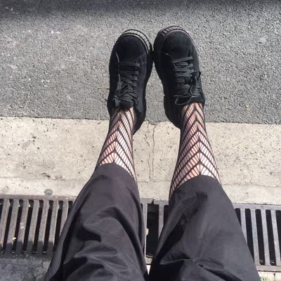 任何服饰搭配起来 都会很好看