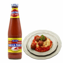 Imported gold medal in Thailand is Lachine chili sauce 570G medium spicy with two chili winter scrotum well stocked chili