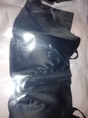 很舒服黑色性感，看着很高级，值得购买！