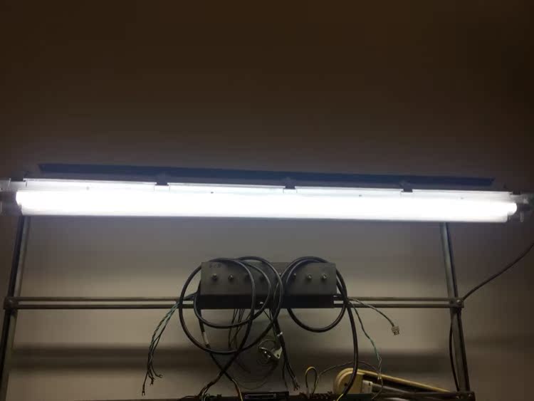 功夫兔(灯具)HLSF236 2×36W HLSF136 1×36W HLSF218 2×18W HLSF118 1×18W支架灯