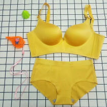 Golden yellow gathered bra Benming year brushed one-piece no steel ring adjustable massage underwear set autumn and winter new products