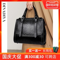 Leather Womens Bag 2021 New Fashion Explosive Black Toth shoulder bag Head Cowhide Bag Ladies Hand bag