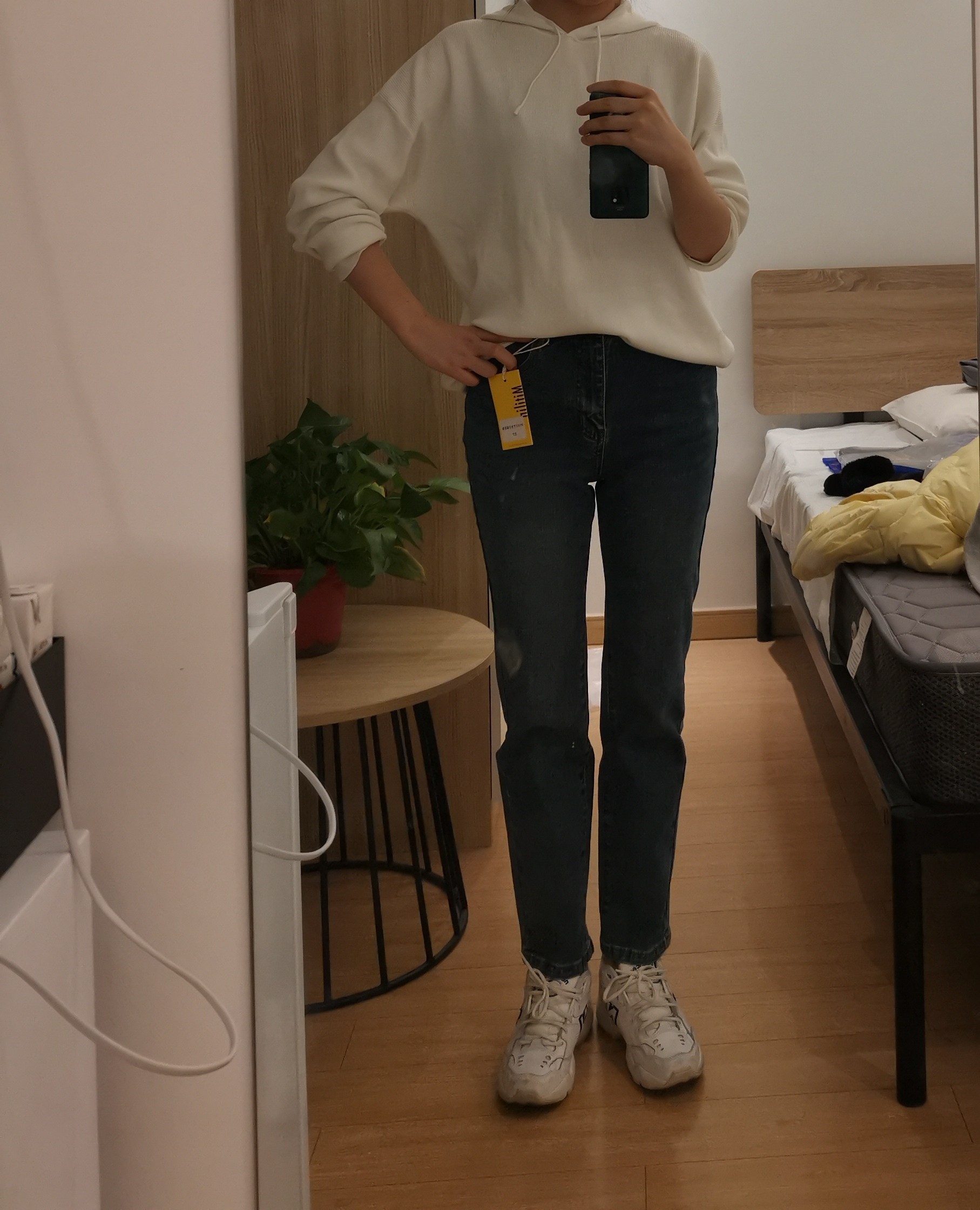 综合吐槽卷边牛仔裤女优缺点如何?看一看?少上当