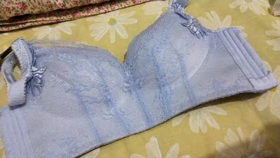 真的挺好的,第一次买她们家的内衣,摸着挺舒服的,以前一直别的牌子的内衣,这次双十一活动买很便宜喔,质量真的不错,以后有活动再买,后悔没有买两个 真的挺好的,第一次买她们家的内衣,摸着挺舒服的,以前一直别的牌子的内衣,这次双十一活动买很便宜喔,质量真的不错,以后有活动再买,后悔没有买两个