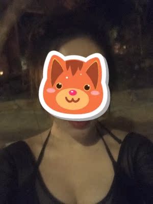 很性感的罩衫，而且很显瘦，是老粉了，一直都在这家店买泳衣的，值得推荐