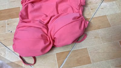 很好，明天去泡温泉就用上，很有胸型，胸小妹纸的福音！