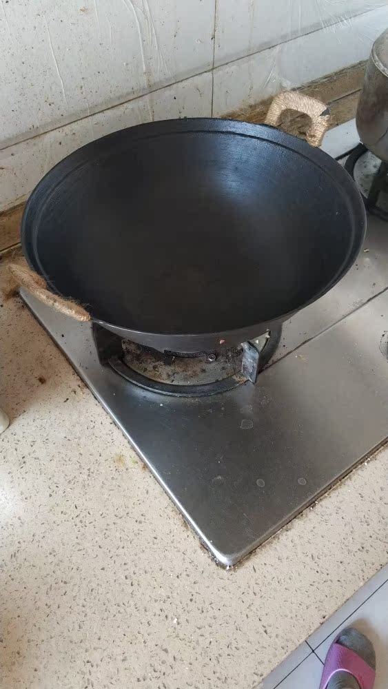 臻三环铸铁锅炒锅