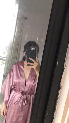 料子很舒服，颜色也很喜欢哈哈哈