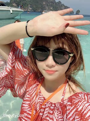 很好看，很显身材&hellip; 不过出门在外，难免&hellip;&hellip;撞衫😂