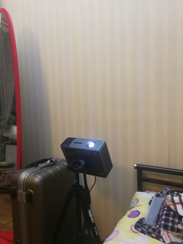 点评反馈当贝投影仪F1C怎么样?听说质量很烂是真的吗?