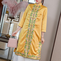 Tea clothing women autumn and winter ethnic style embroidery Tang suit female Zen literature and art Chinese style long temperament retro cheongsam jacket