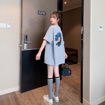 Hyuna wind Net red off the shelf senior sister medium long coat small daisy short sleeve T-shirt female summer ins Super fire half sleeve shirt