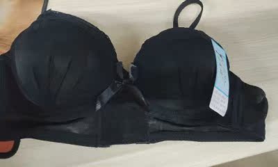 童鞋们！！半，价买滴哟！公 总~号搜：【真挺好】再去买，太好了！！！！排在最上面的那个才是哦！！12.23E东西很好很喜欢样子漂亮大气干净做工很好超值而且质量很好摸着挺舒服的，本人认为可以，买给女儿的试穿了一下舒服，非常满意的一次购物。物流很快，质量很好，物流也超级快，喜欢，大小合适，质量不错，跟预想的一样，很喜欢，材质柔顺，穿上 挺舒服的，料子不错，就是买小了太紧了，粉粉嫩嫩的超级喜欢颜色也很漂亮，推荐购买，海绵特别厚厚度适中，很喜欢，