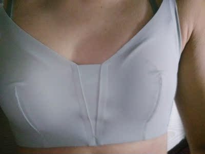 非常舒适，丝毫没有痕迹，很喜欢的一款，下次还会来的