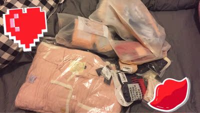 几年的歌粉了，不知道买了多少套，衣柜里都是歌瑞尔的内衣，这次双十一活动力度真的很大，拆包裹非常兴奋，每件内内都很精致！比外面实体店的做工细致很多，这两年出的无钢圈款更是深得我心！这次买了十件东西送了个小袜子。另外感谢客服：梦凡，在双十一爆卖的情况下，给我破例改了地址，点个赞👍