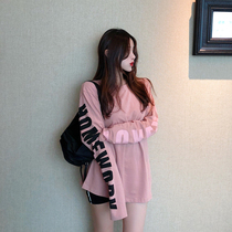 South Korea 2021 Spring and Autumn new pink long sleeve T-shirt women loose size long print Wild top tide