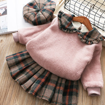 Send hats baby girls autumn and winter clothes hairy vests thick plaid skirts pleated skirts children foreign