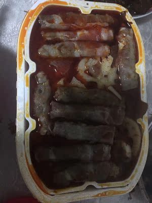 好吃,地道的川味火锅,这样包装也很方便携带,而且价格也太实惠了吧……比以前买的别牌子都好吃多了,跟店里的味道一样。 好吃,地道的川味火锅,这样包装也很方便携带,而且价格也太实惠了吧……比以前买的别牌子都好吃多了,跟店里的味道一样。