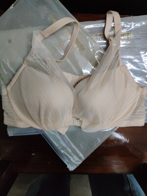 此用户没有填写评价。