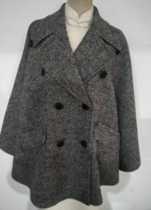 The new coat is expected to make a personalized suit cloak tailor master professional quality stable and reliable ability is strong