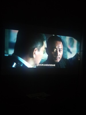 请指教网友热问：微鲸投影仪k1怎么样，微鲸对比坚果投影仪哪个好