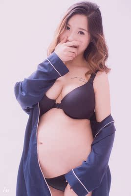 买来拍孕照用的    买的有点大了