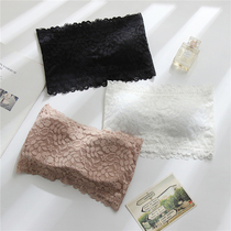 Put your chest with shouldrless underwear wrapped in the chest and wear a sexy gathering lace covered in the chest to protect against walking light