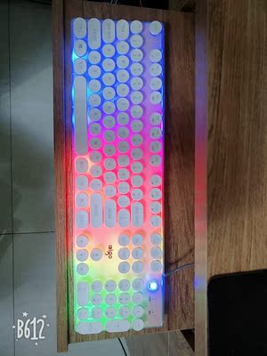 此用户没有填写评价。 此用户没有填写评价。