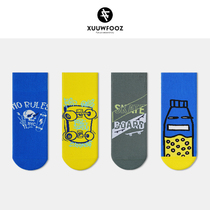 Tide-brand youth socks male socks in tidal spring and autumn sports short tube anti-smelly street cartoon illustrations