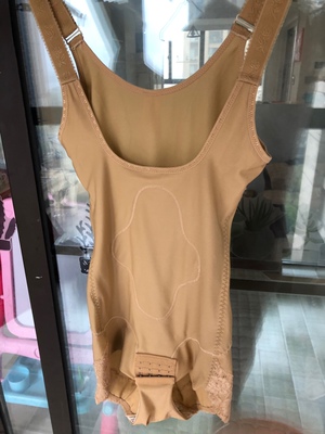 此用户没有填写评价。 此用户没有填写评价。