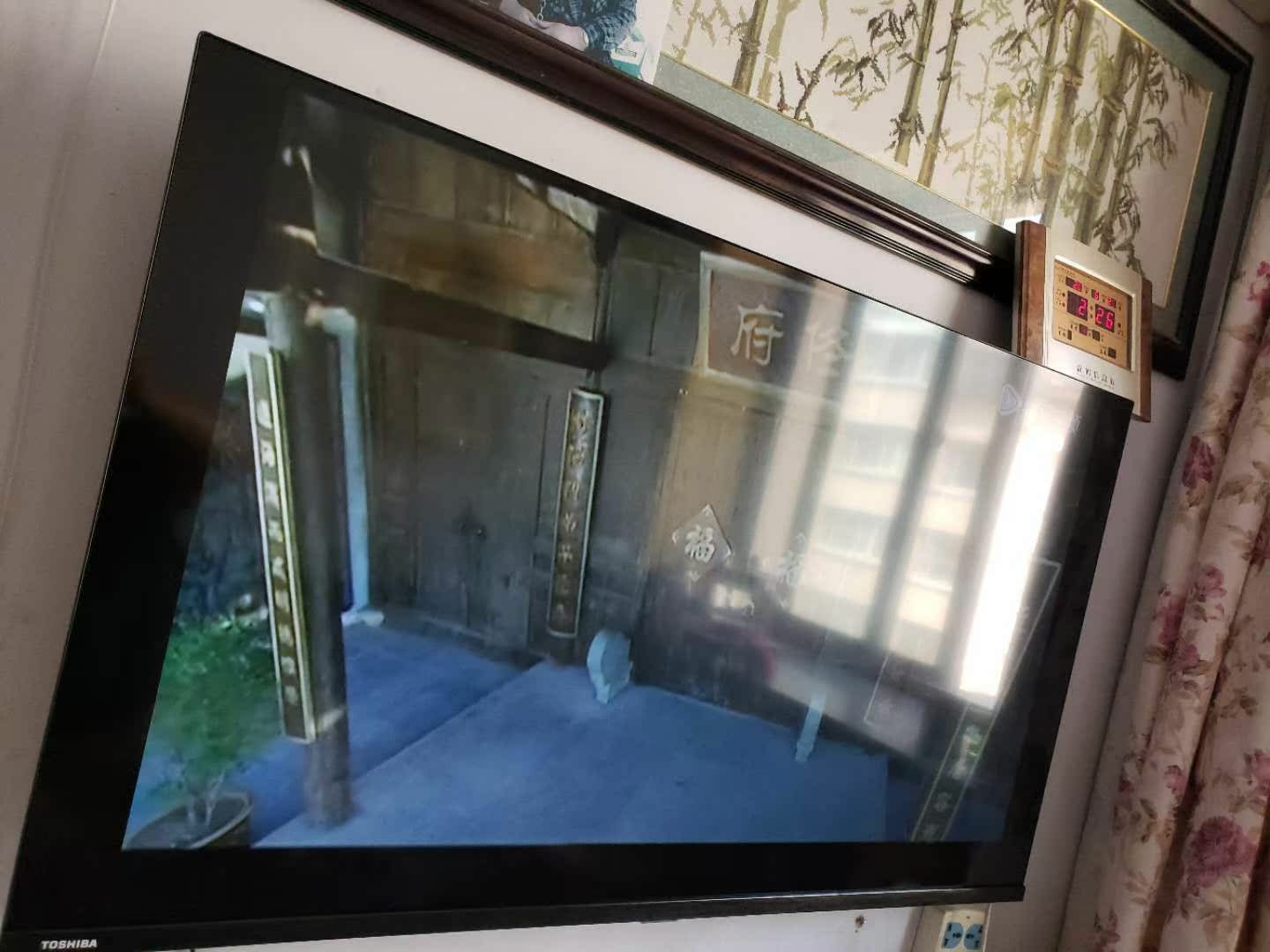 东芝 50U5900C很好？