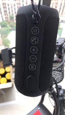 目前看来验货评测：天猫精灵方糖R AI智能音箱怎么样，蓝牙方便吗？