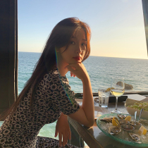 Yu Shuxin star with the same little daisy dress French retro mid-length thin Zhixun floral bellflower skirt female