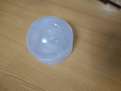 宝贝特别好使，用了2天后乳头就出来了，宝宝就能喝上奶了，感谢商家帮了大忙