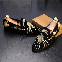 European station Bean shoes mens wild personality trend 2021 summer New embroidery hair stylist inside a pedal