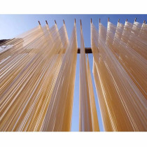 Shaanxi Artisanal hollow hanging noodles Sitting Lunar nutrient fine noodles convenient to eat 2 4kg (8 take) gift box dress