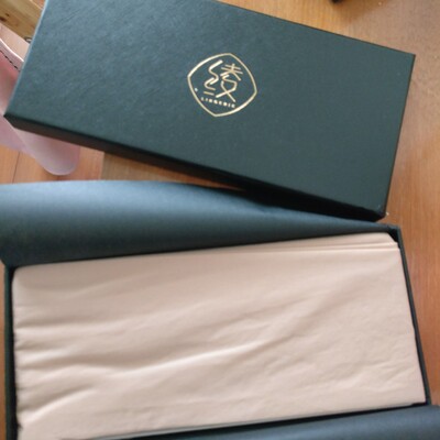 包装很高级的感觉，很丝滑