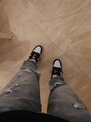 鞋子还行，舒适度ok，关键是好看