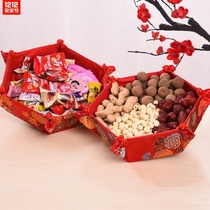 Wedding red silk cloth Happy sugar fruit plastic plate Chinese creative wedding iron tray Festive wedding supplies Daquan