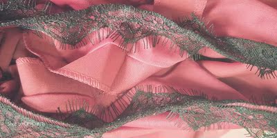 这裙子真好！其实男人也可以穿，好似与女友是蕾丝那般的**啪，爽歪歪的！