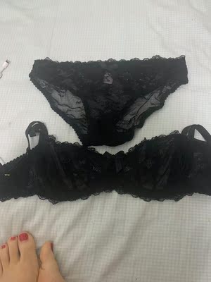 面料舒服又合身，小性感