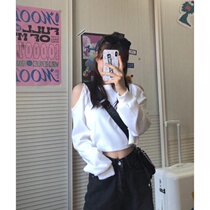 Two-single-piece suit student Han Wind chic gentle Jane about dew shoulder long sleeve sweatshirt with high waist denim Broken Pants Woman