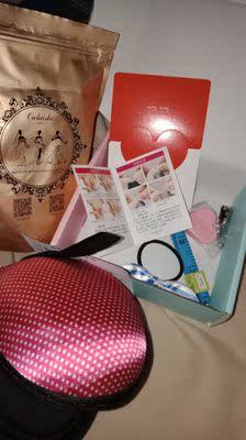 物流超级快 还附送使用说明 包装精致小物什一大堆。